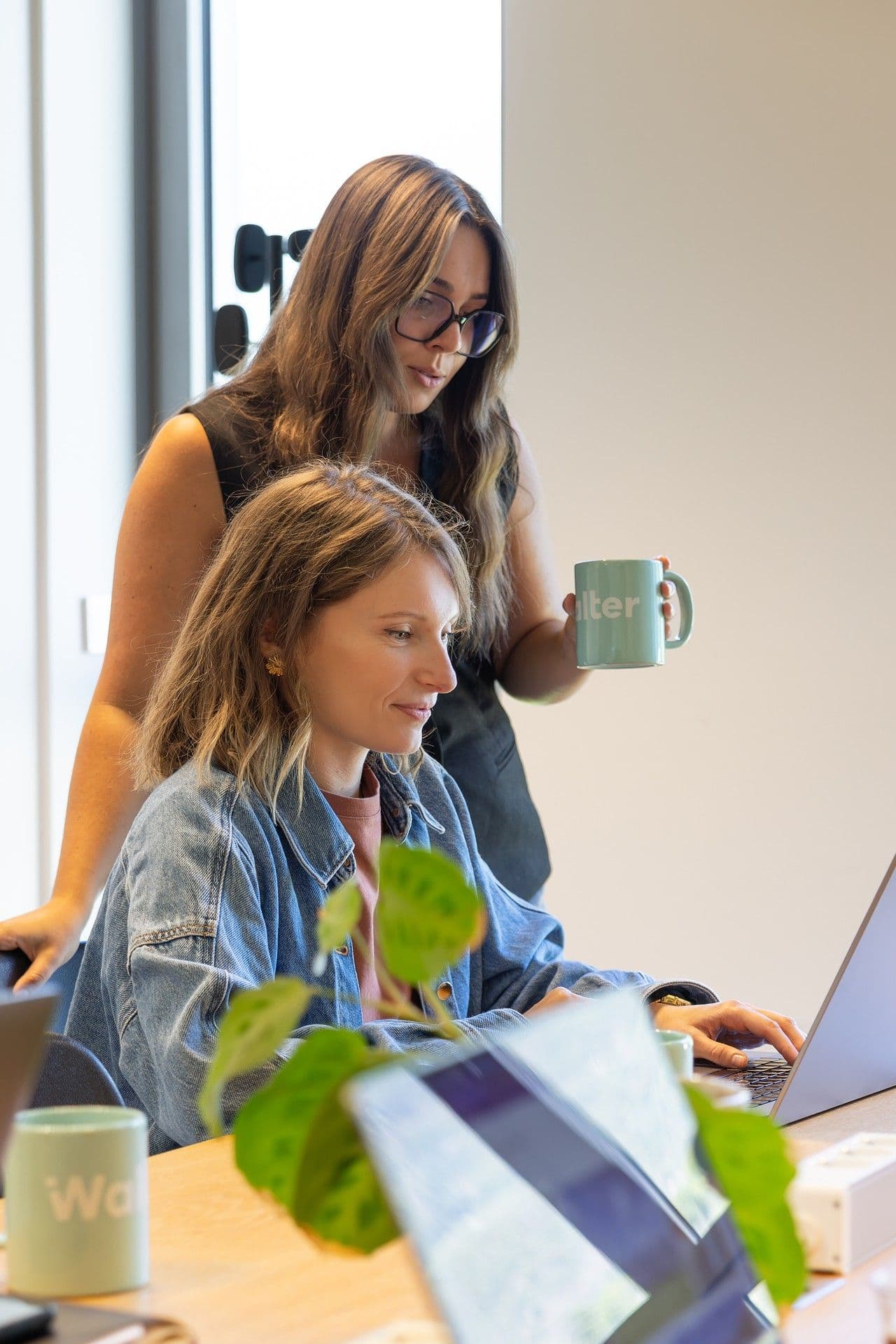 bureau coworking equipe team