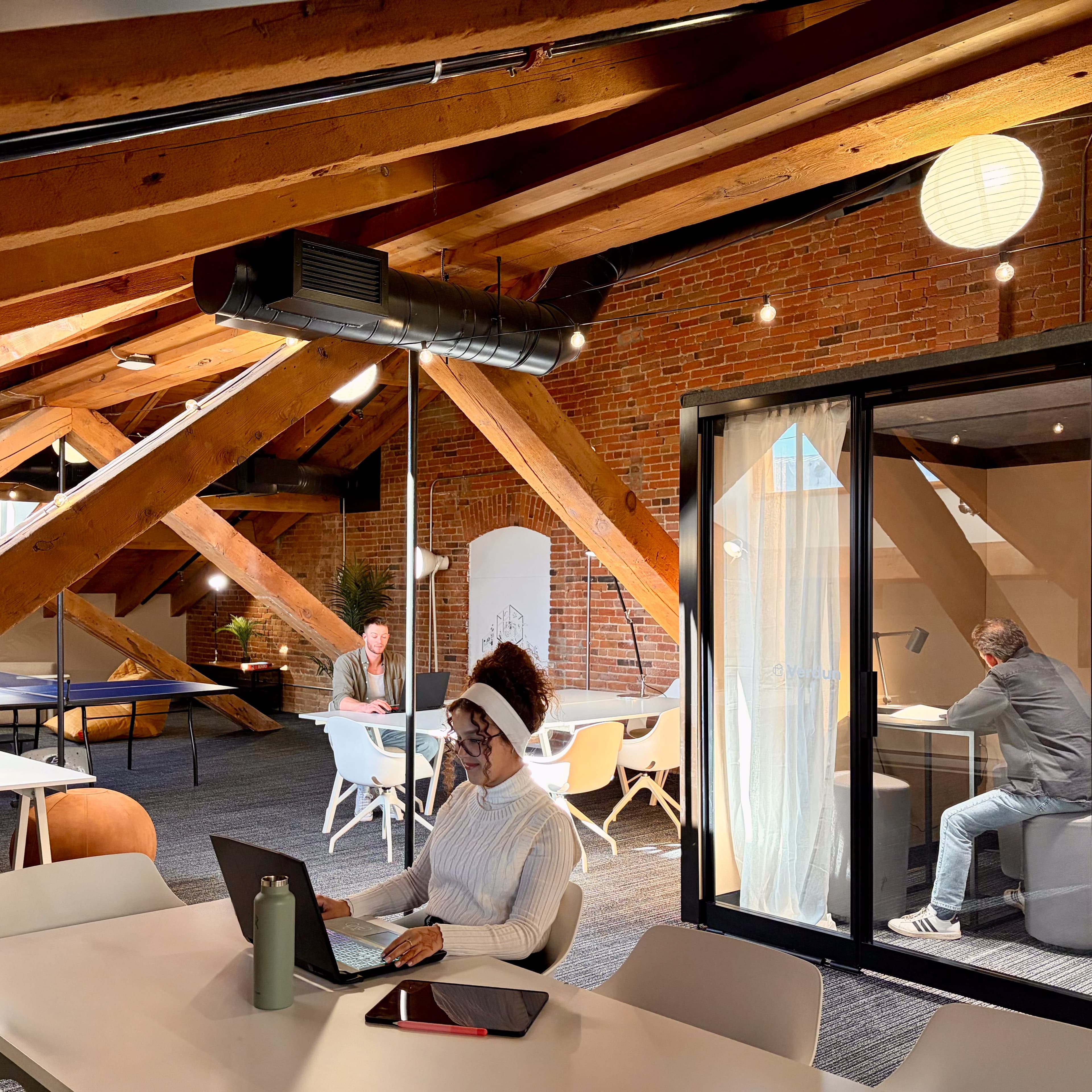 Location salle workshop coworking aire ouverte montréal