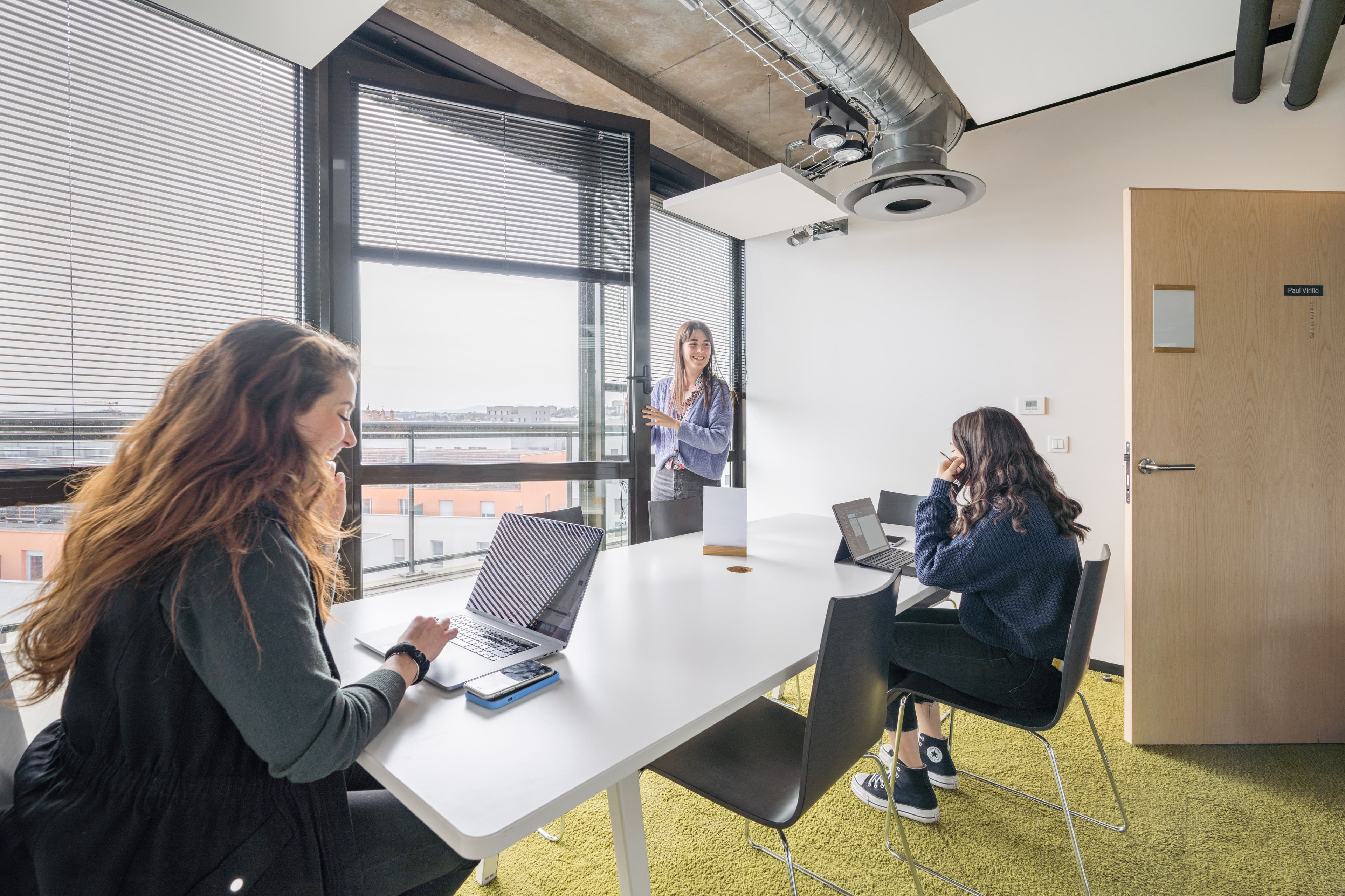 bureau réunion lyon location