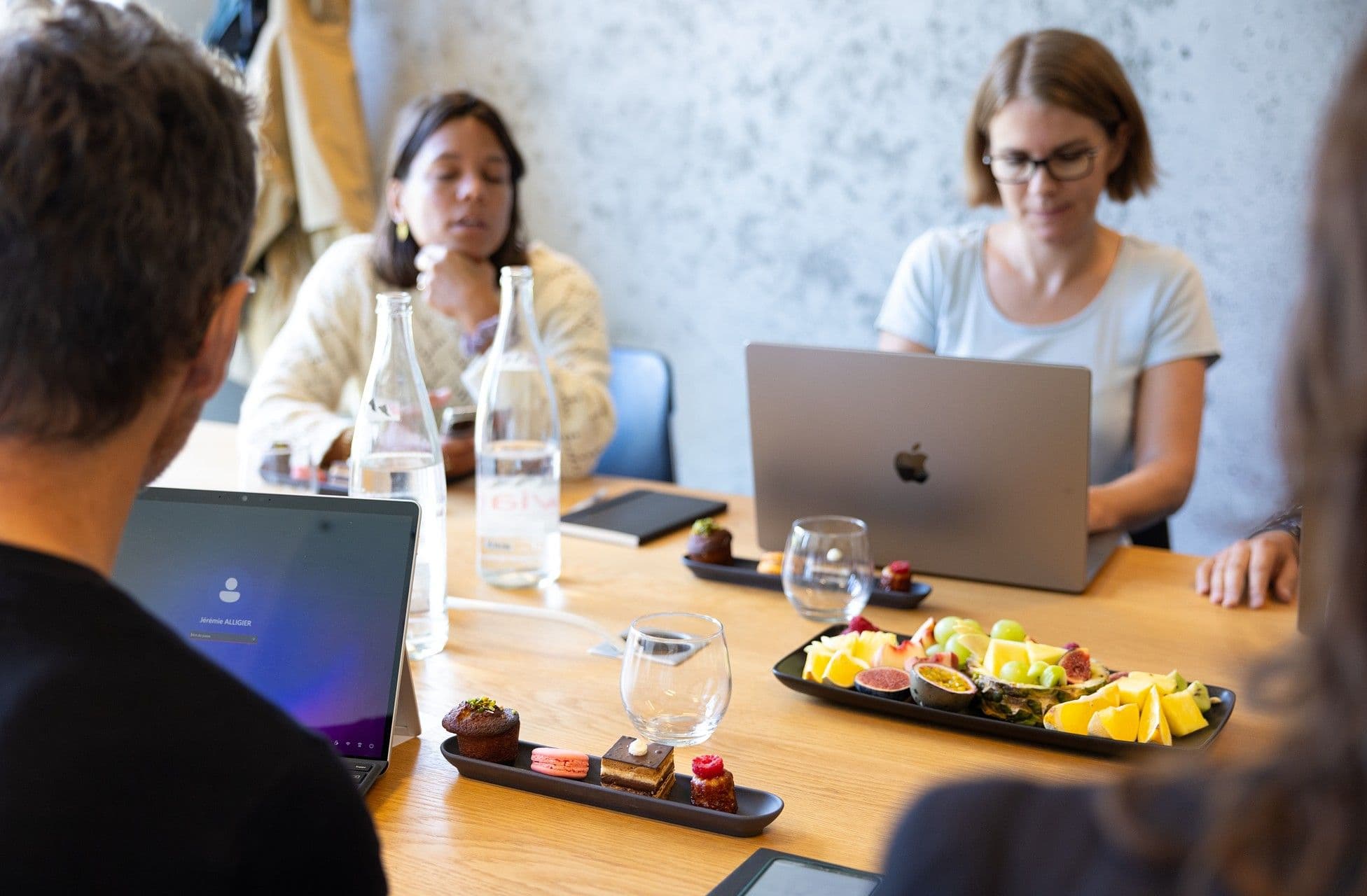 Réservation salle de réunion technolac entreprise équipes